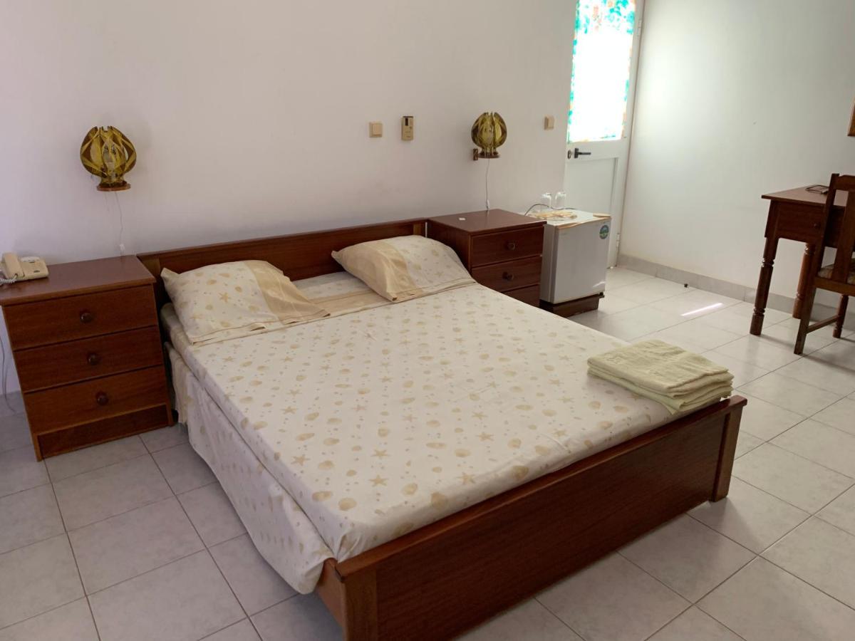 Residencial Por Do Sol Hotel ปอร์โตโนโว ภายนอก รูปภาพ